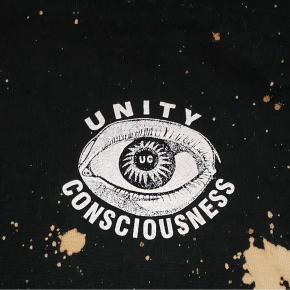 Unity Graphic Tee - Picture 2 of 5